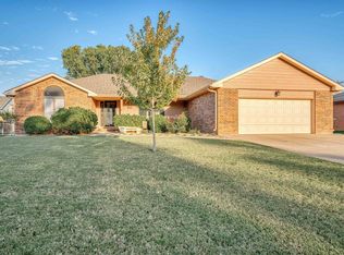 319 Seitz Dr, Salina, KS 67401