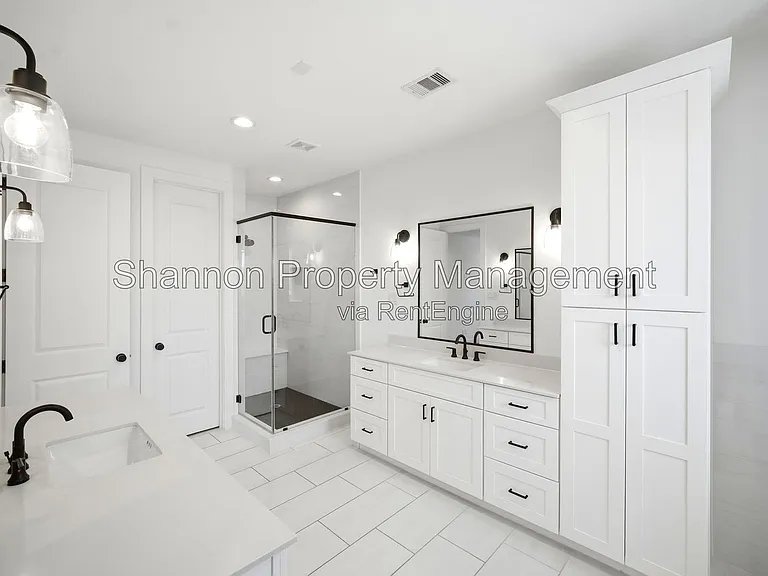 1823 Prospect St #C — Photo 29