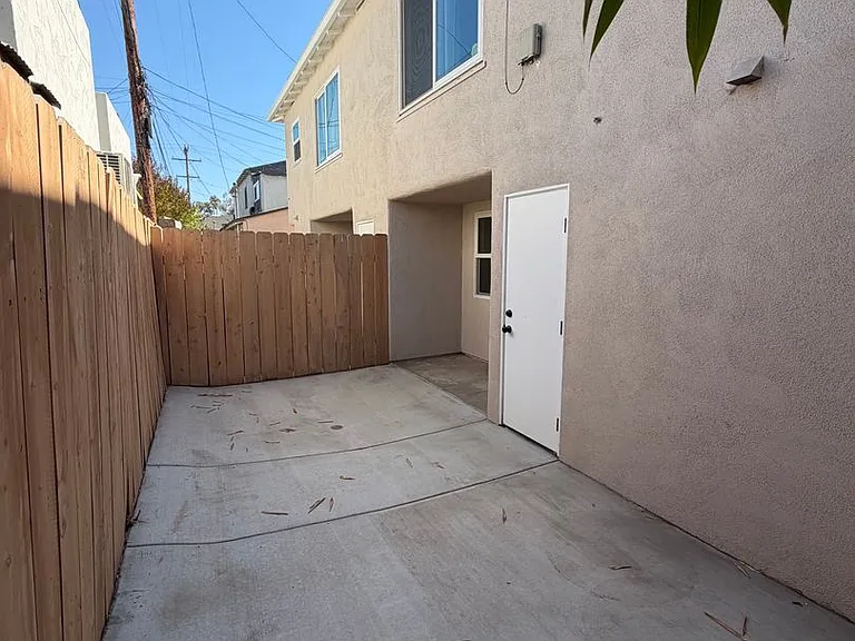 3523 Louisiana St — Photo 18