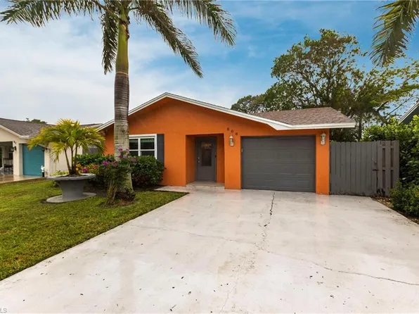 808 110th AVE N, NAPLES, FL 34108