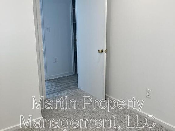 3rd image of 15 Walsh Rd