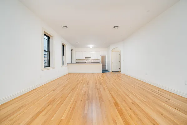 Rented by Compass | media 19