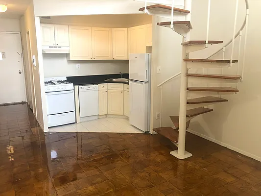 Rented by Metropolitan Property Group | media 3