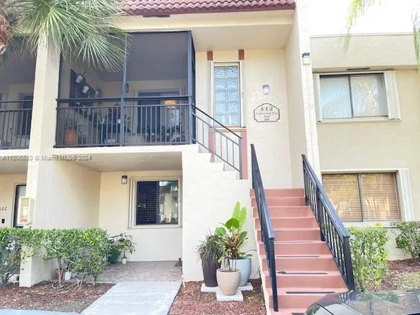 412 Lakeview Dr APT 203, Weston, FL 33326