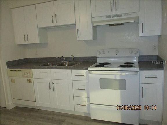 4th image of 52 Lake Villa Way