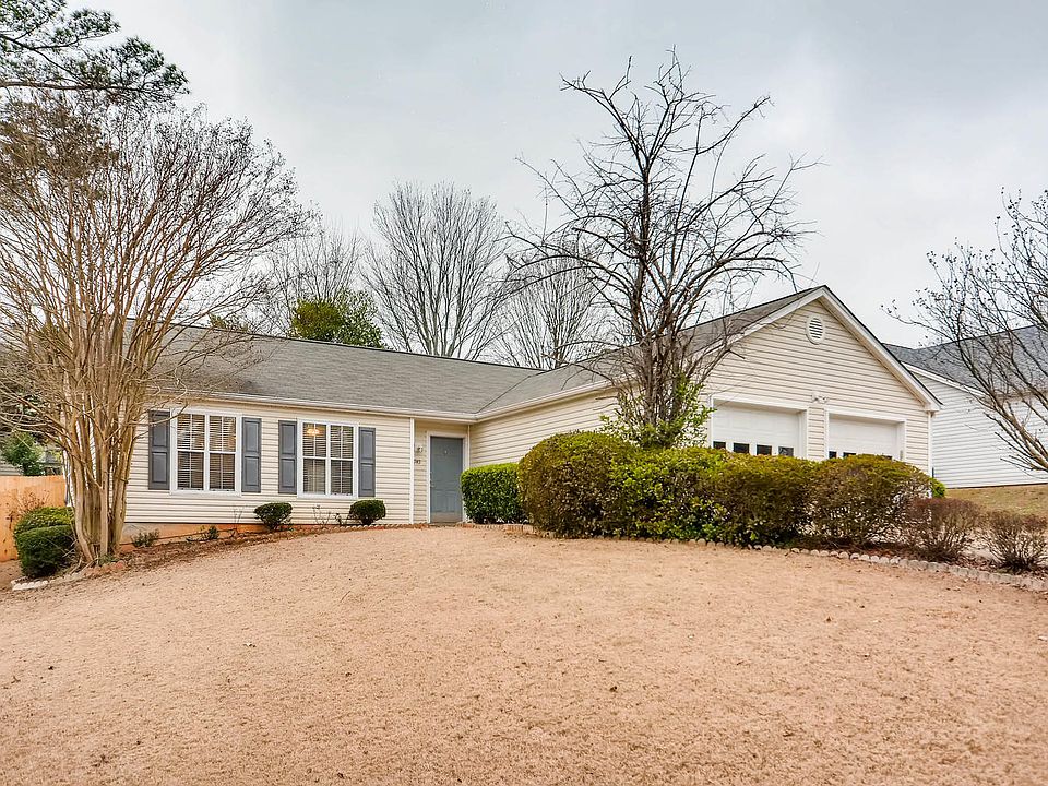 Charming Ranch in Alpharetta
