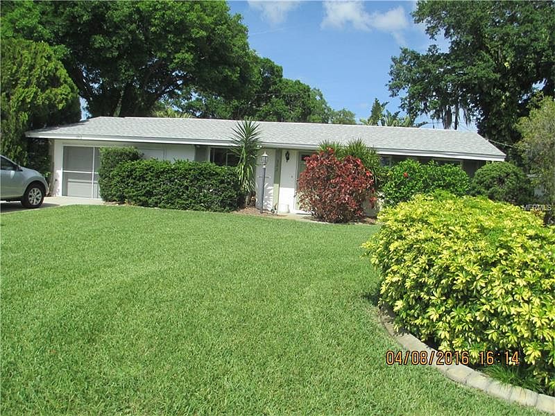 2nd image of 392 Gulfbreeze Blvd