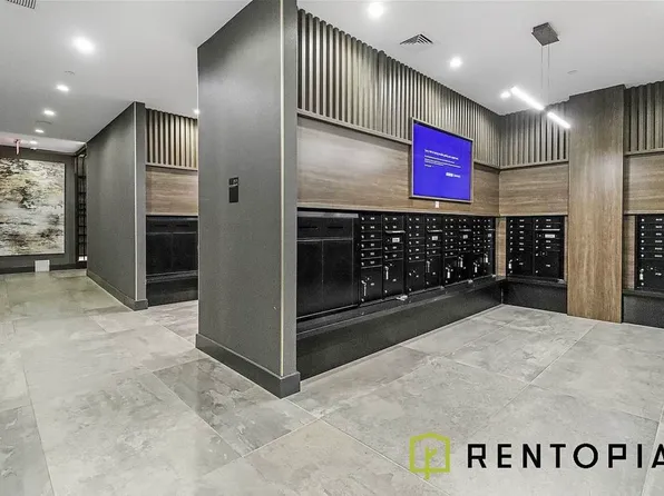 224 East 135th Street image 19 of 21