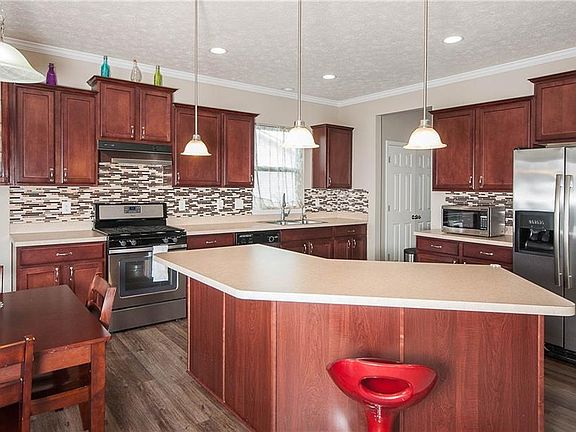 4th image of 14304 Camden Ln
