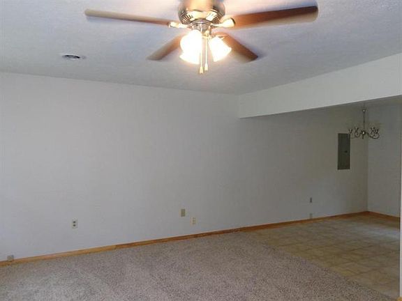 2nd image of 10228 Squire Dr