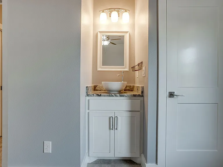 2822 Addison Park Ln #2822-2028 — Photo 15