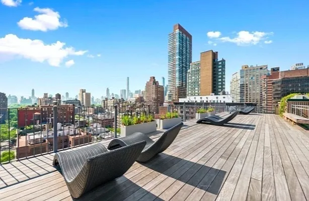 Rented by Compass | media 23