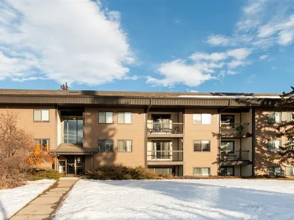 6108 S 53rd St #106, Olds, AB T4H 1P1