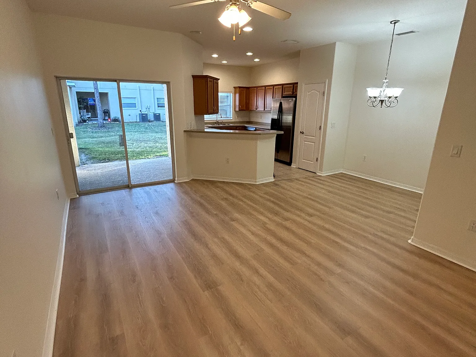 9909 Palermo Breeze Way — Photo 4
