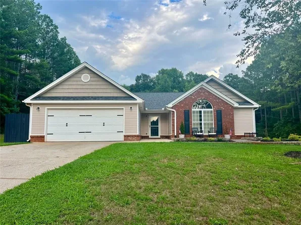 165 Bridges Dr, Winterville, GA 30683