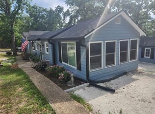 28149 Grandview Dr, Warsaw, MO 65355