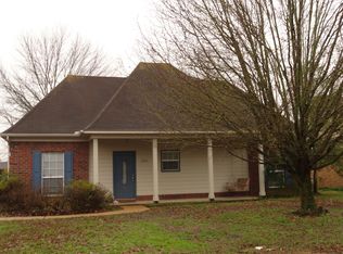 9931 Riggan Dr, Olive Branch, MS 38654