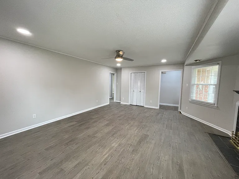 2402 Bower Dr — Photo 13
