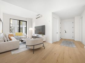 570 Fulton St