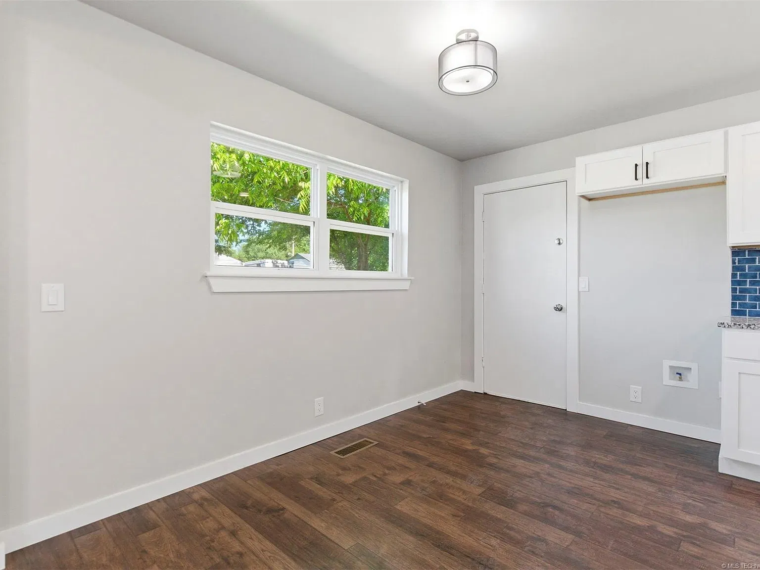 3 bed, 1424 sqft, $1,600 — Photo 4