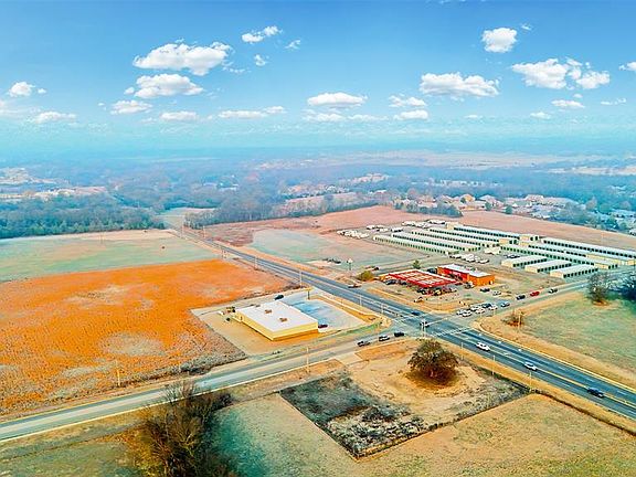 4th image of 2925 W Holly Highway Rd #20