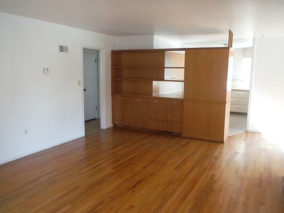 3rd image of 1205 S Grand Ave #1205