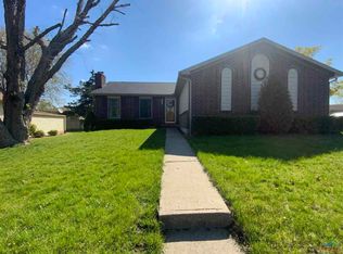 1816 S Benton Ave, Marshall, MO 65340