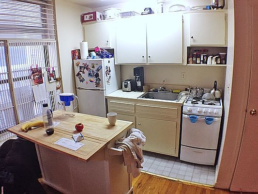 4th image of 254 W 98th St #4C