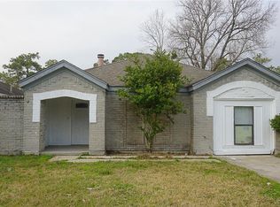 11839 Greencanyon Dr, Houston, TX 77044