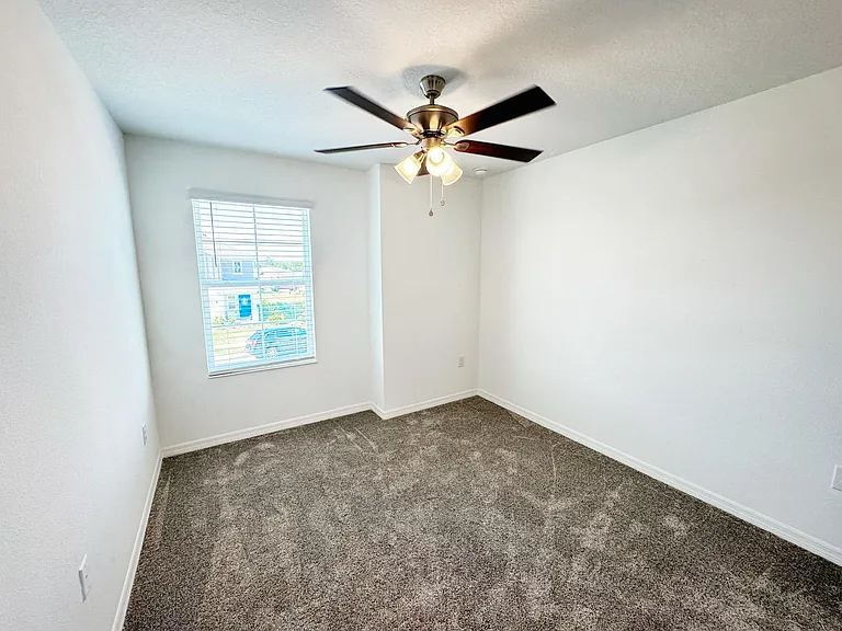 645 Bell Prairie Cir — Photo 35