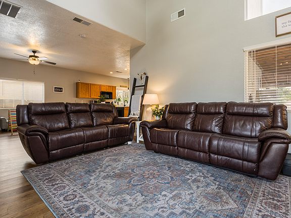 5th image of 7531 Cricket Hill Dr NE