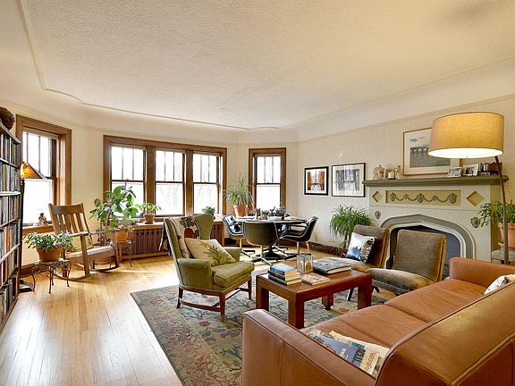 2nd image of 122 S East Ave #6