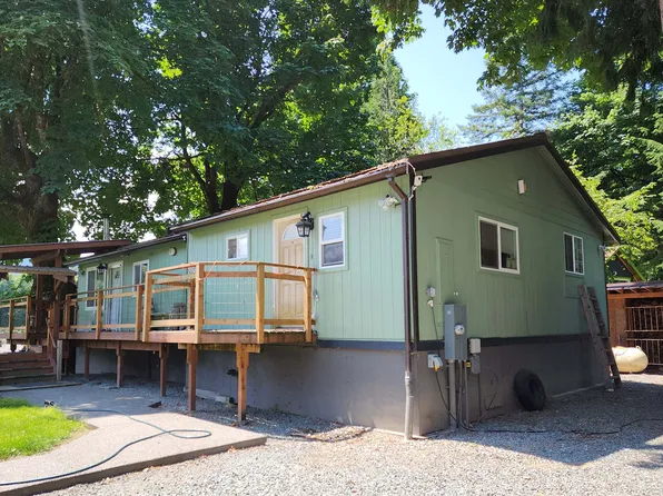41580 Cape Horn Dr, Concrete, WA 98237