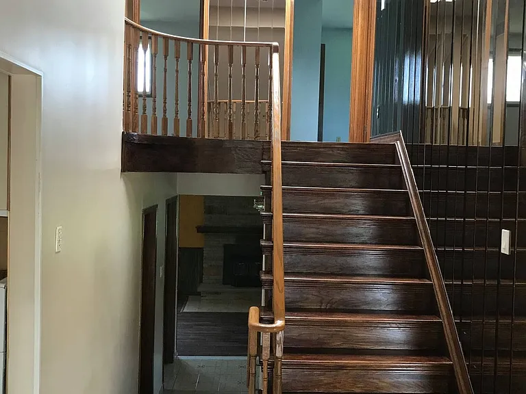 850 Chippenham Dr — Photo 12