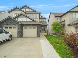 1708 65th St SW, Edmonton, AB T6X 0M9