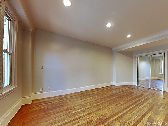 2nd image of 425 Hyde St