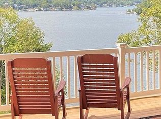 41 Castle Rock Rd, Lake Hopatcong, NJ 07849