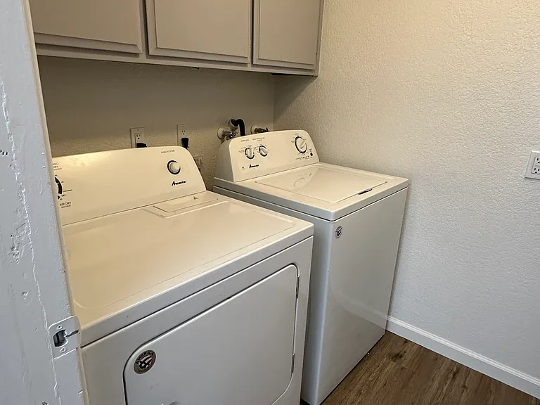2798 N Junipero Ave #4 — Photo 9