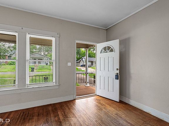 4th image of 649A Merrick St
