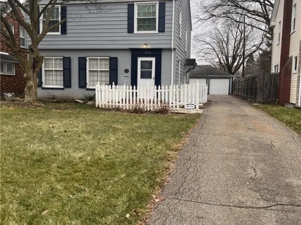 3932 Rush Blvd, Youngstown, OH 44512
