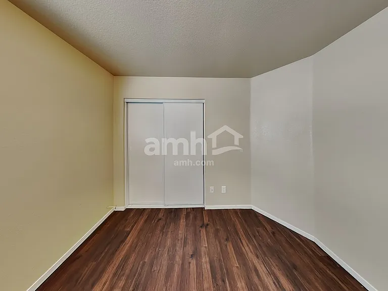 710 Breezy Ridge Dr — Photo 19