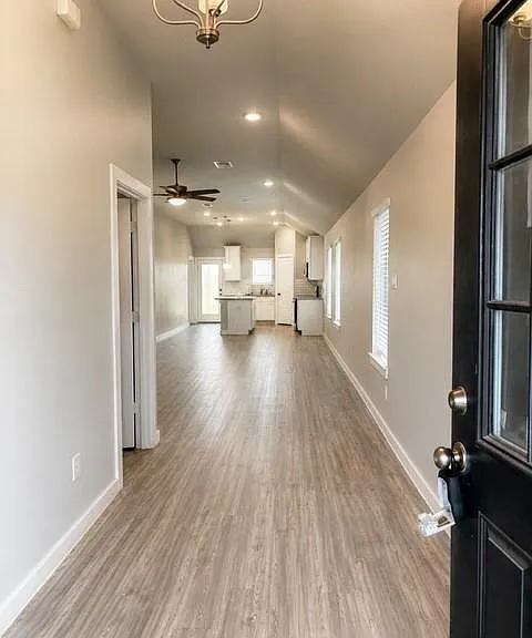 8150 Royal Breeze Dr — Photo 8