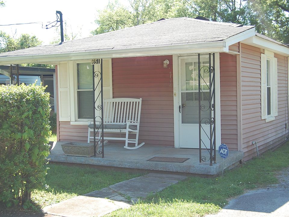 1st image of 651 Courtland St
