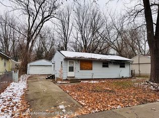 4620 Ingham St, Lansing, MI 48911