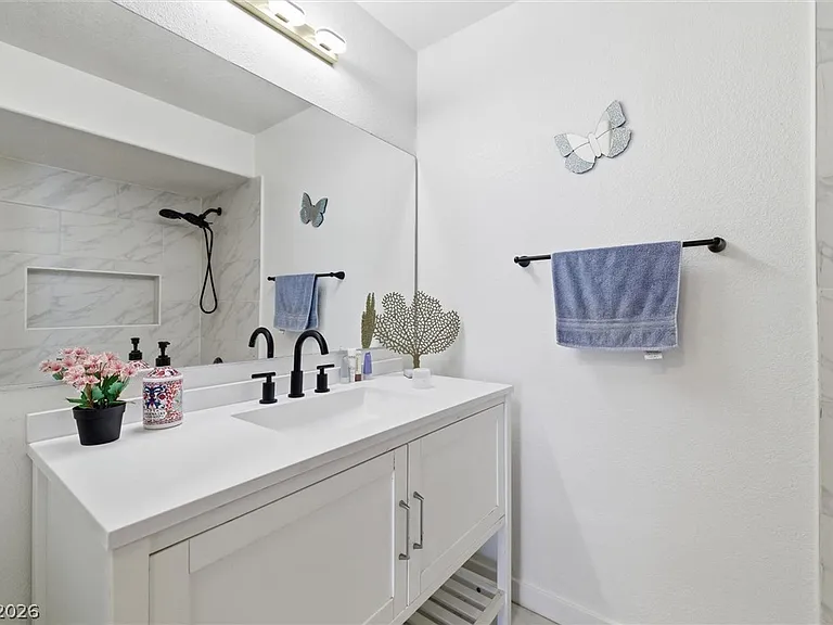 7950 W Flamingo Rd #1187 — Photo 21