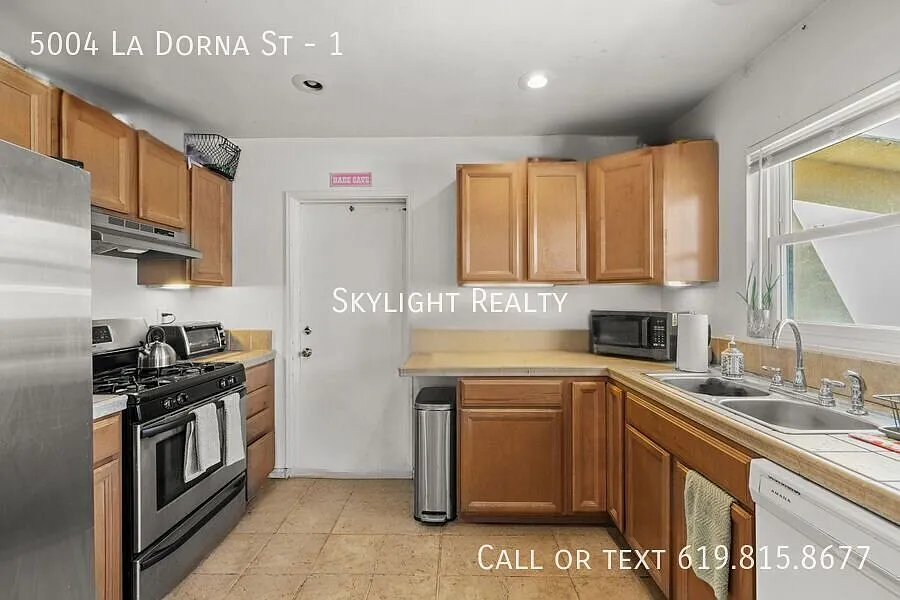 5 bed, 1576 sqft, $6,200 — Photo 3
