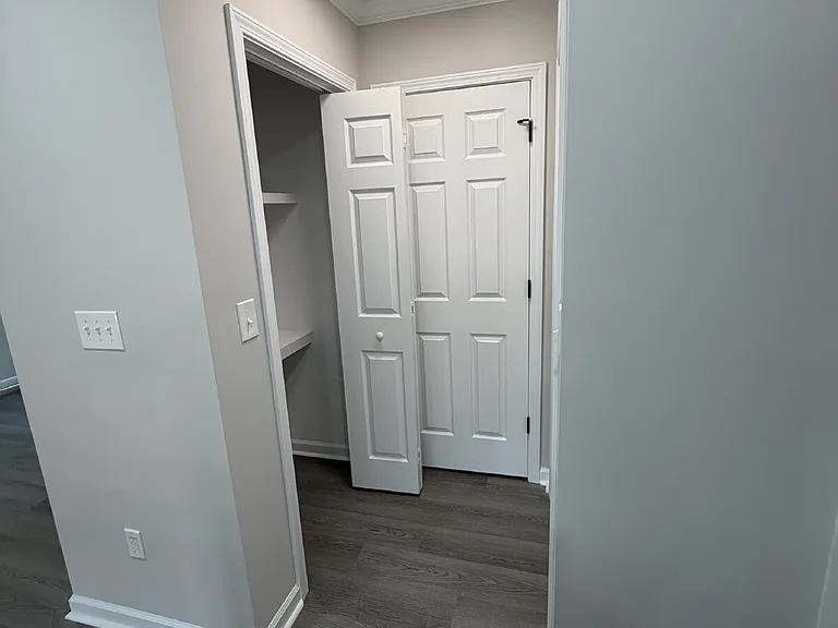 2036 Harrison Ave — Photo 12