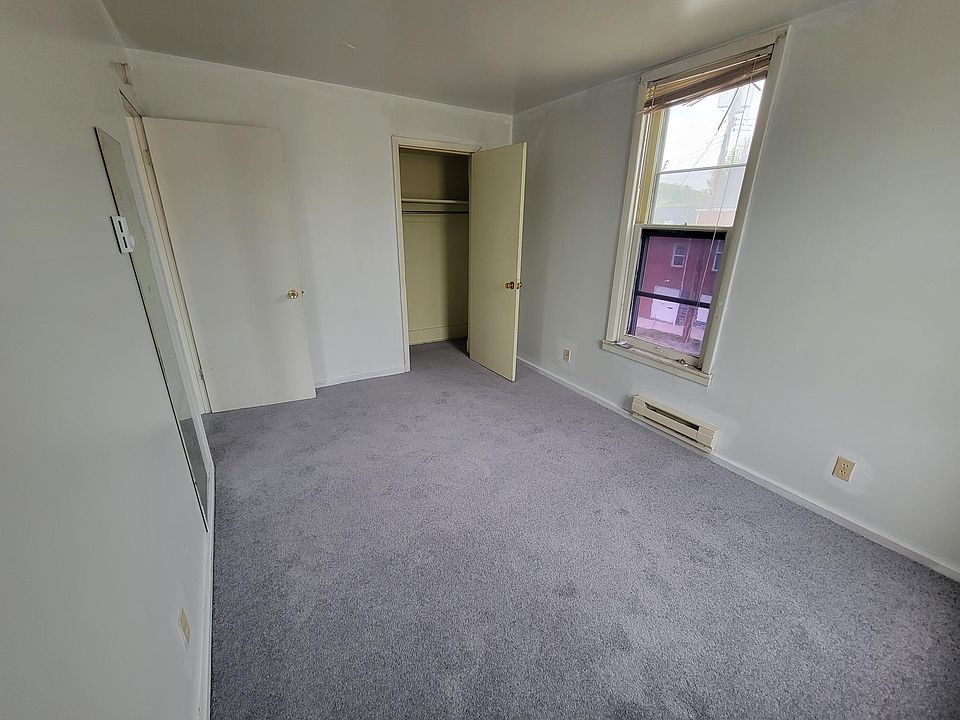 2nd image of 1327 8th Ave APT C