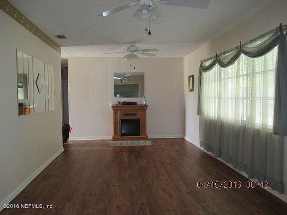4th image of 406 Magnolia Dr