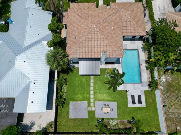 308 Greymon Drive, West Palm Beach, FL 33405